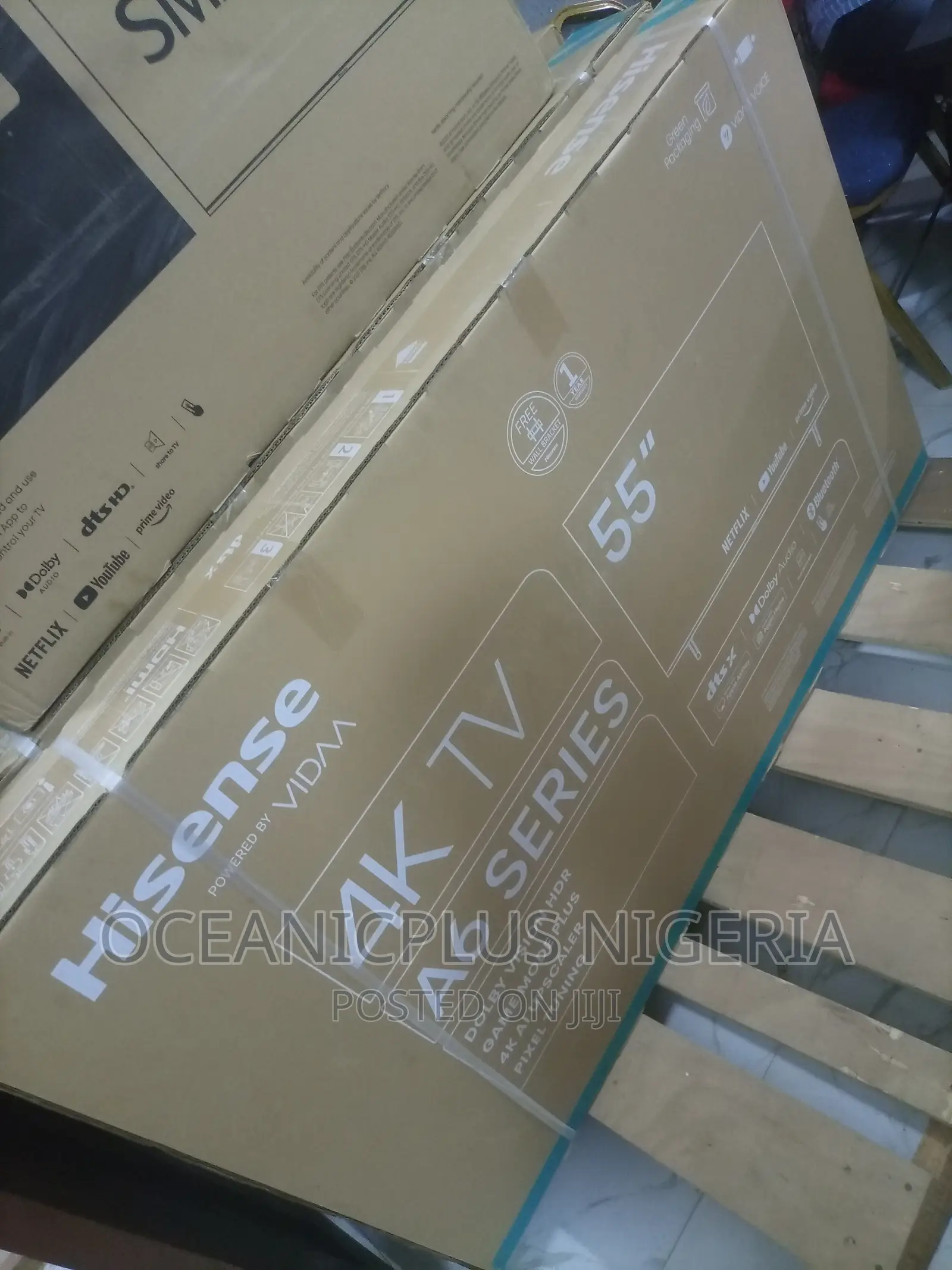 55inch Hisense Uhd Smart TV