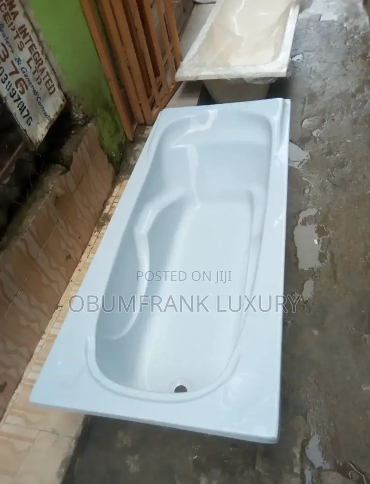Bathtub Executive
