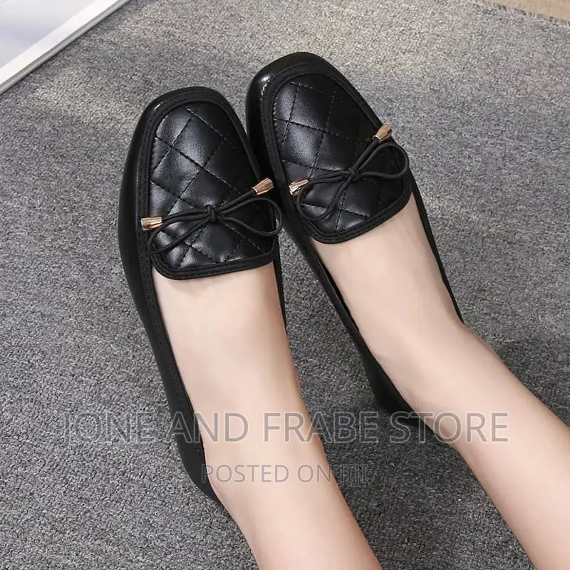 Women Flat Shoes