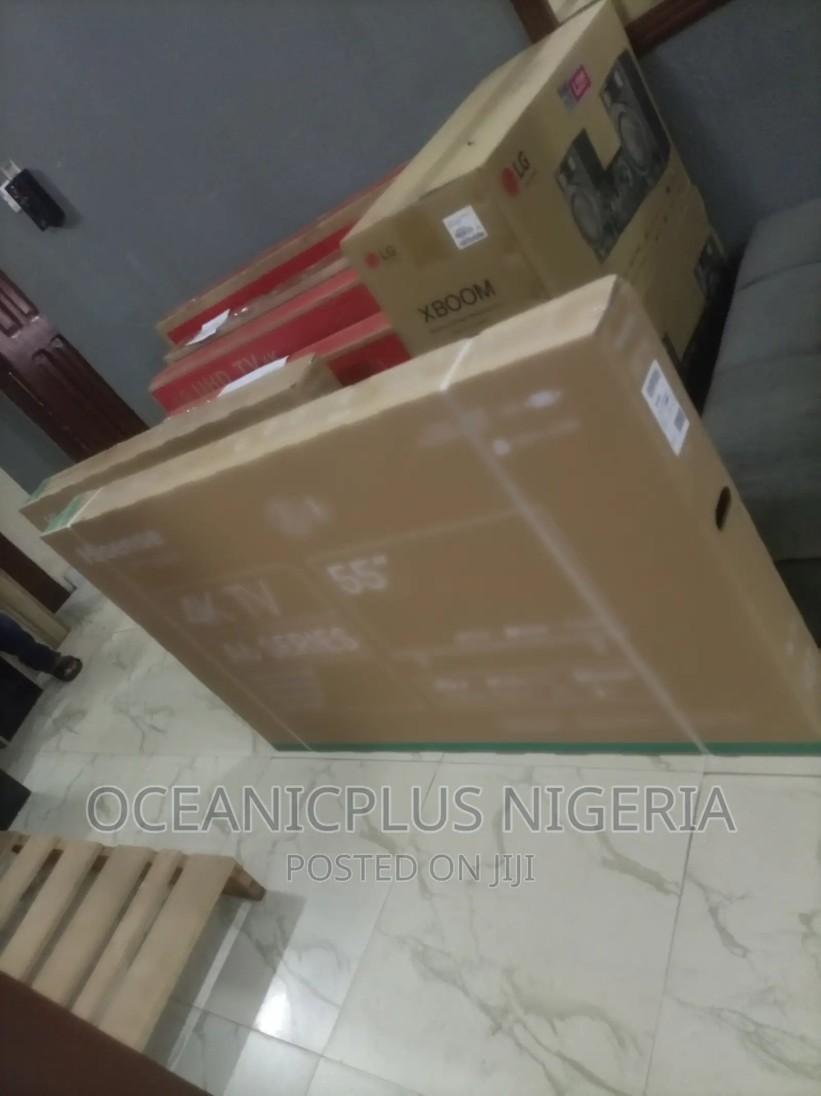 New/in 55inch Hisense Uhd Smart TV (Fouani)