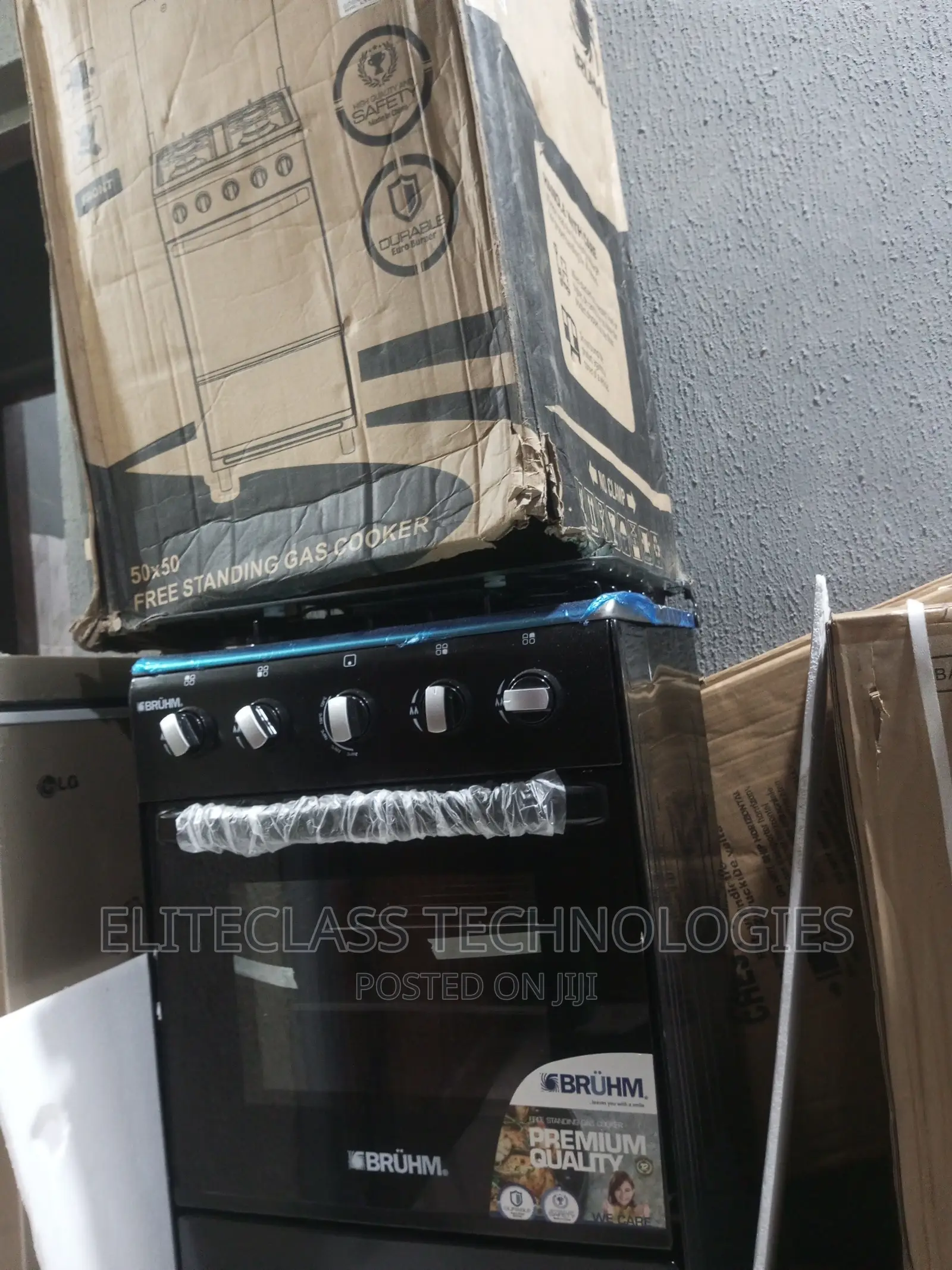 Efficient and Durable 4 Burner Bruhm Gas Cooker BGC-55401b