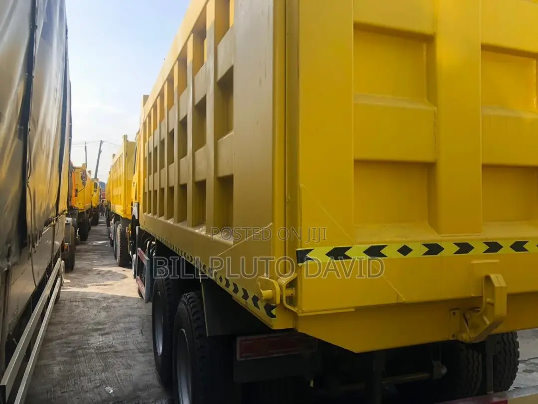Tipper Truck Vehicle