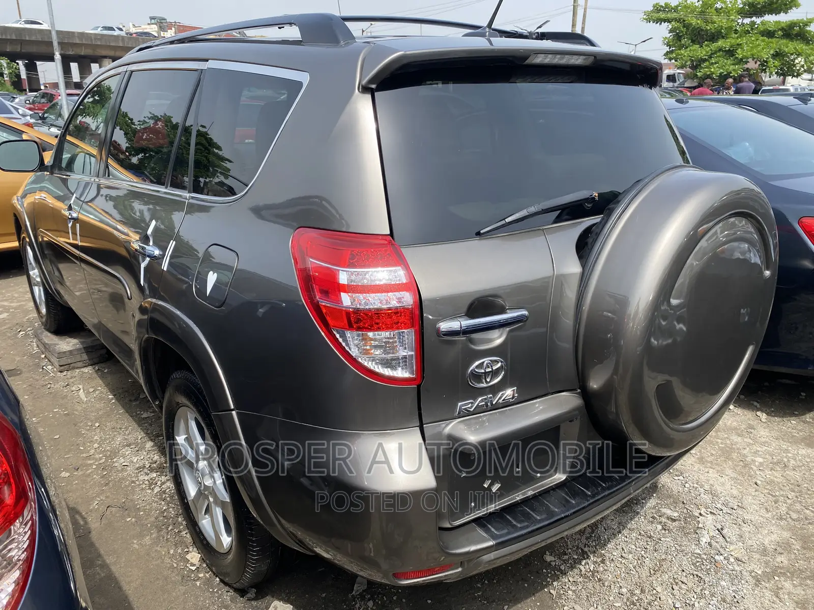 Toyota RAV4 3.5 Limited 4x4 2012 Green
