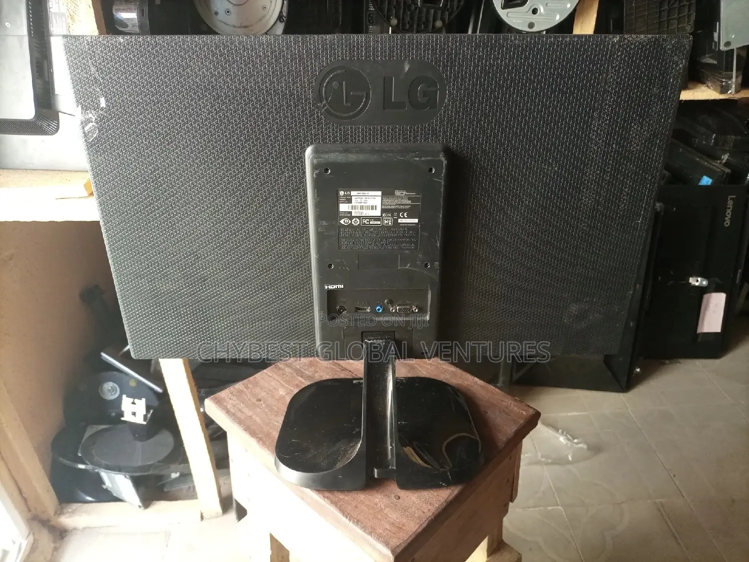 24 Inches Lg Ips Monitor