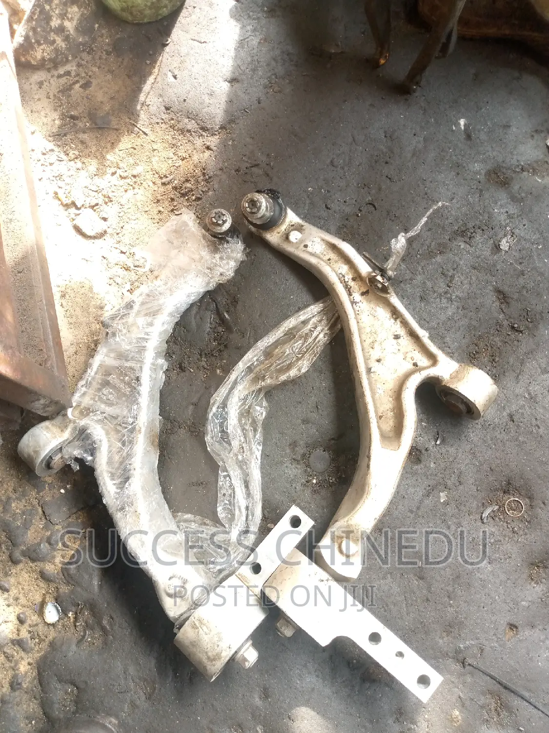 The Two Front Lower Arm for Pilot/MDX 2012 Direct Tokunbo