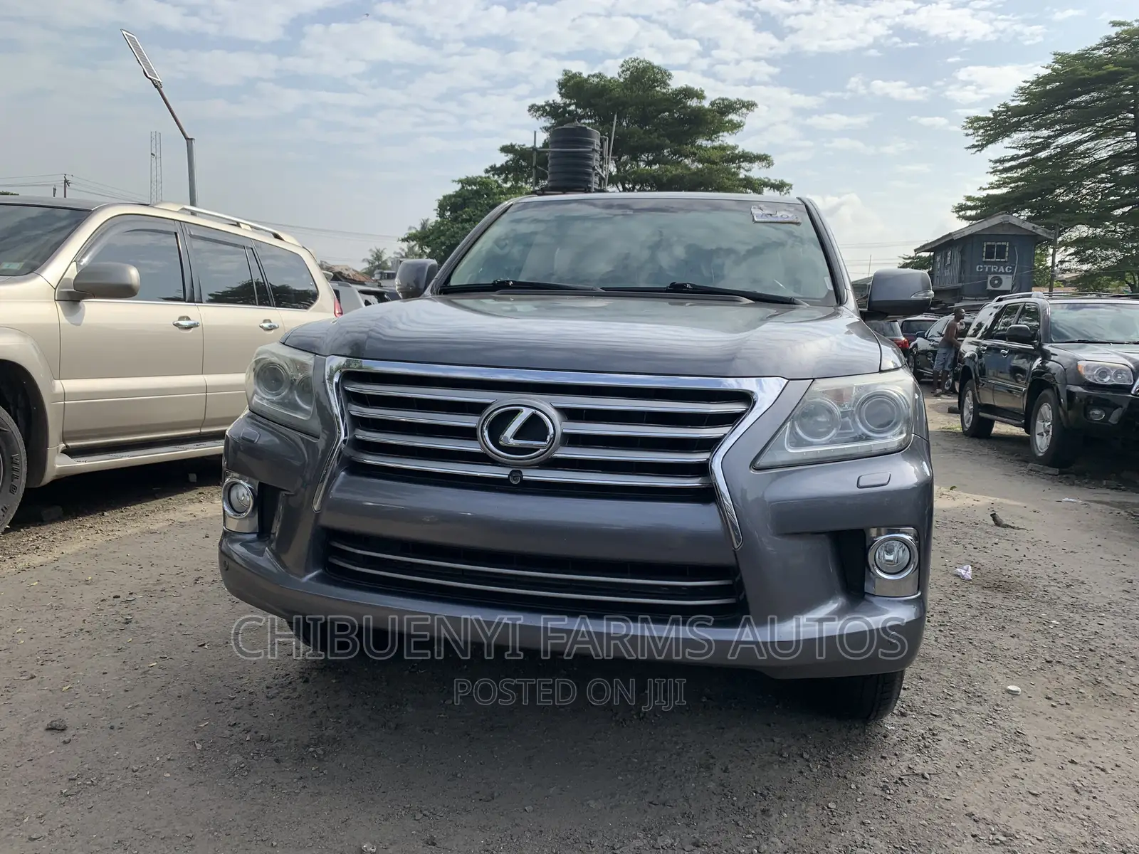 Lexus LX 570 AWD 2015 Gray