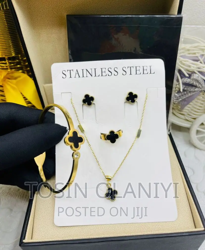 Clover Jewelry Set