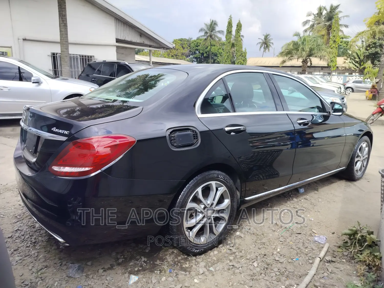 Mercedes-Benz C300 2015 Black