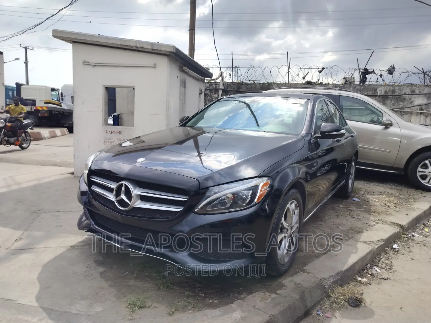 Mercedes-Benz C300 2015 Black