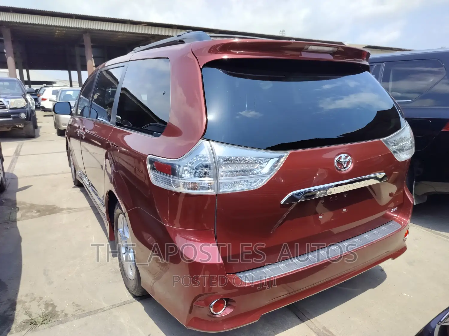 Toyota Sienna 2015 Burgundy