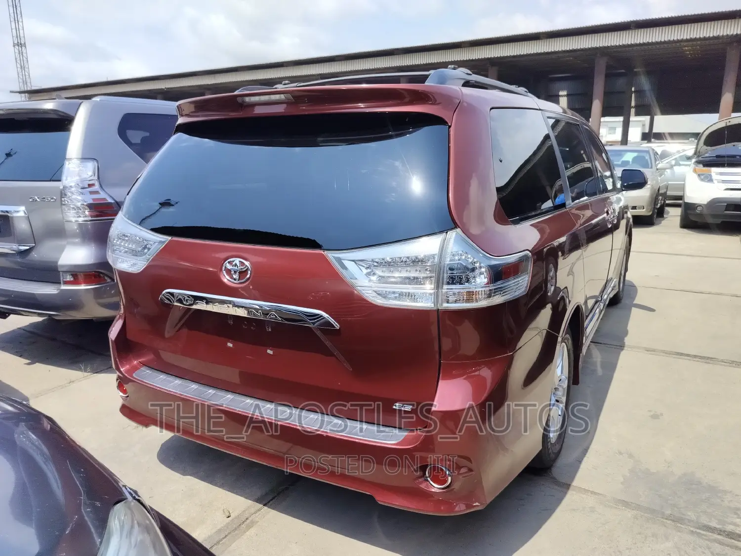 Toyota Sienna 2015 Burgundy