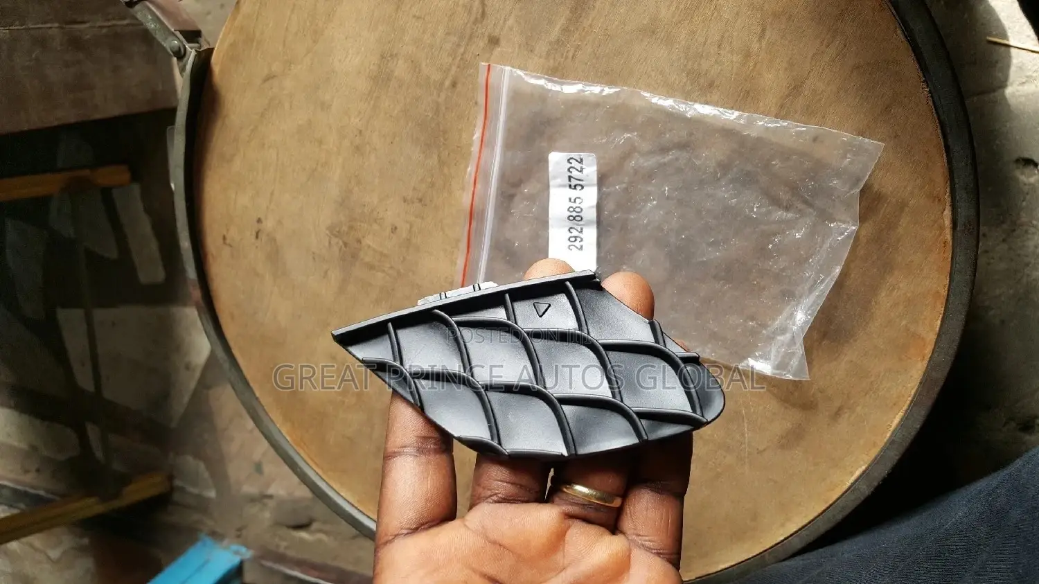 Front Towing Cover for GLE450 292