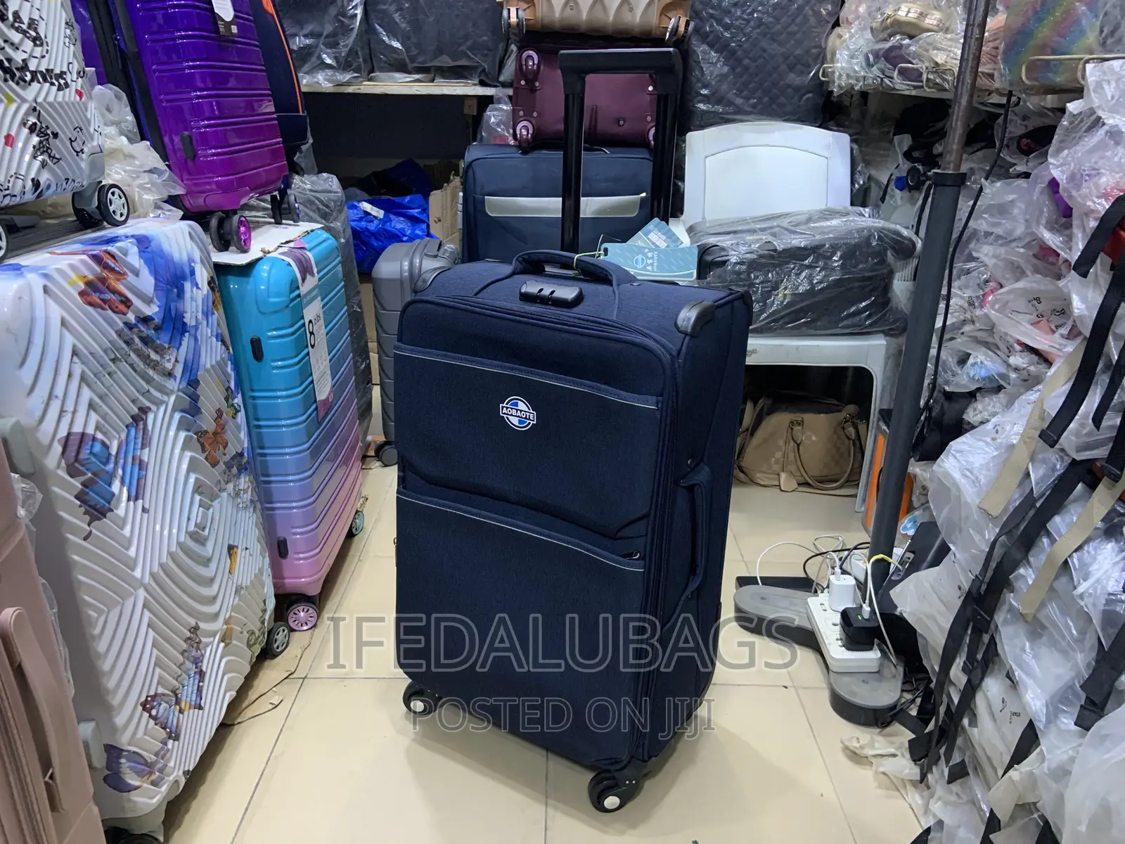 Quality Imported Stock Material Travel Luggage