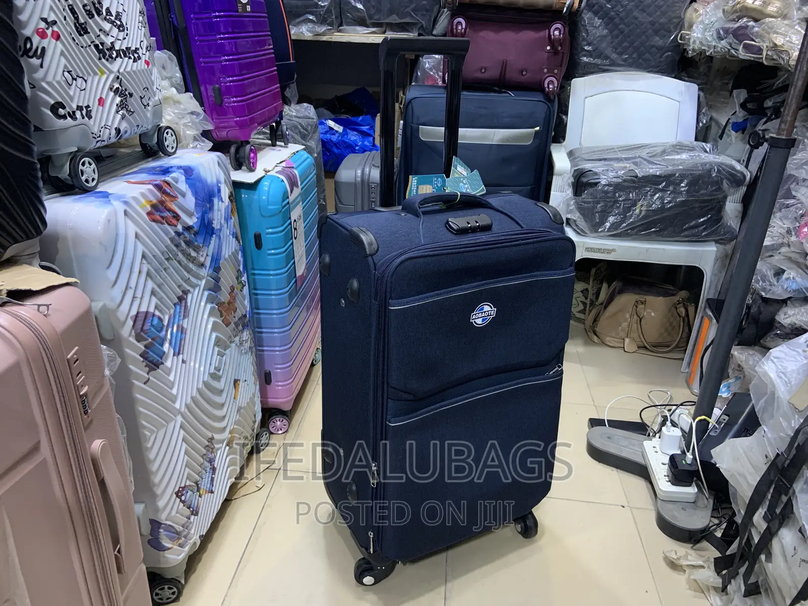 Quality Imported Stock Material Travel Luggage