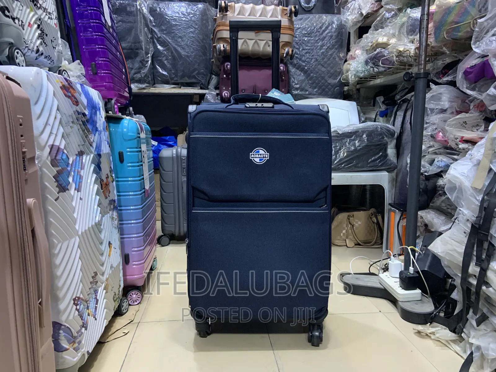 Quality Imported Stock Material Travel Luggage
