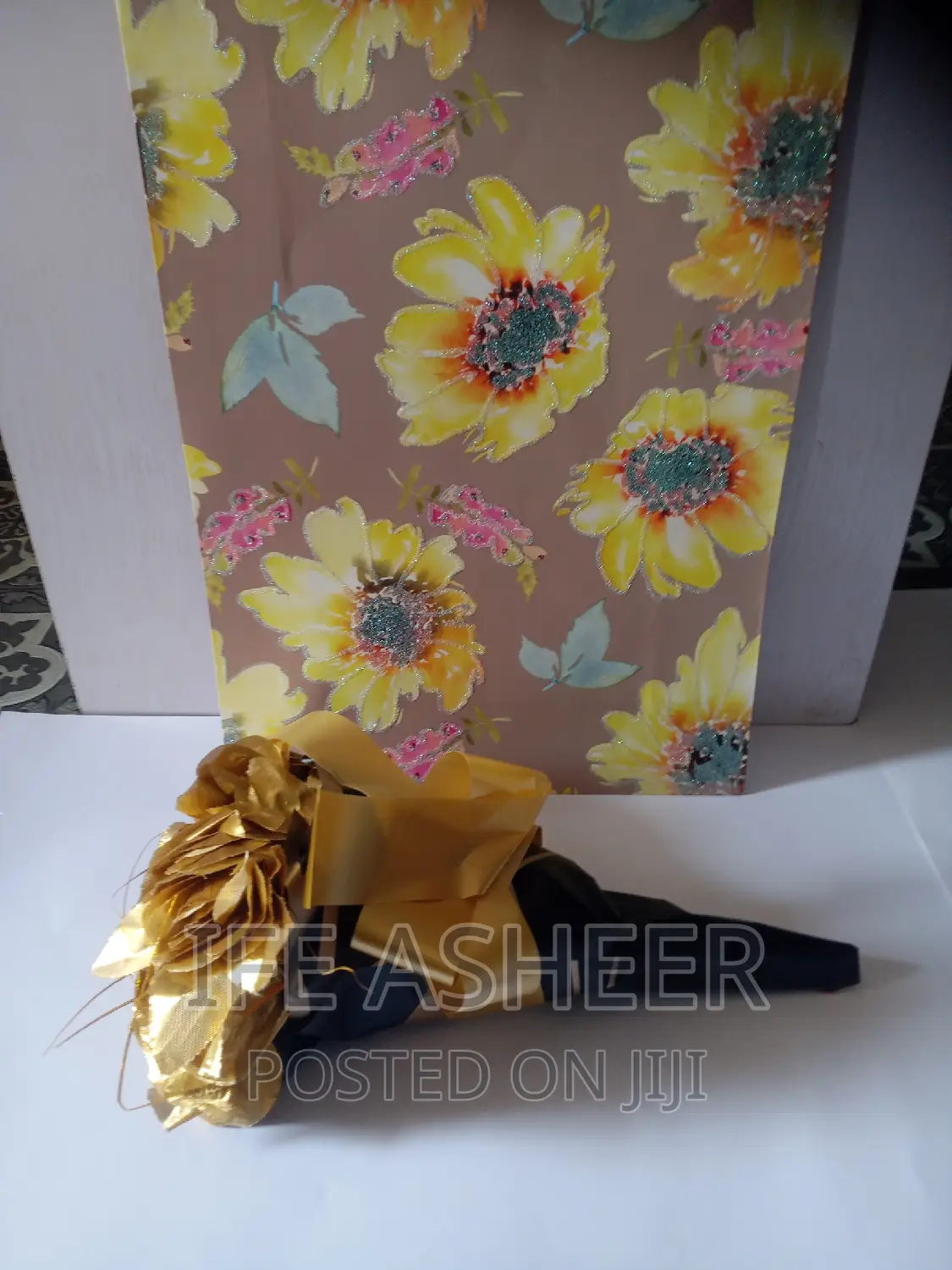Rose Flower for Loved Ones Inside a Fancy Bag 005 - Gold