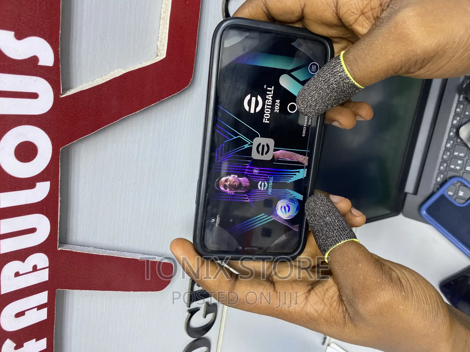 Wasp Feelers Mobile Gaming Finger Sleeves
