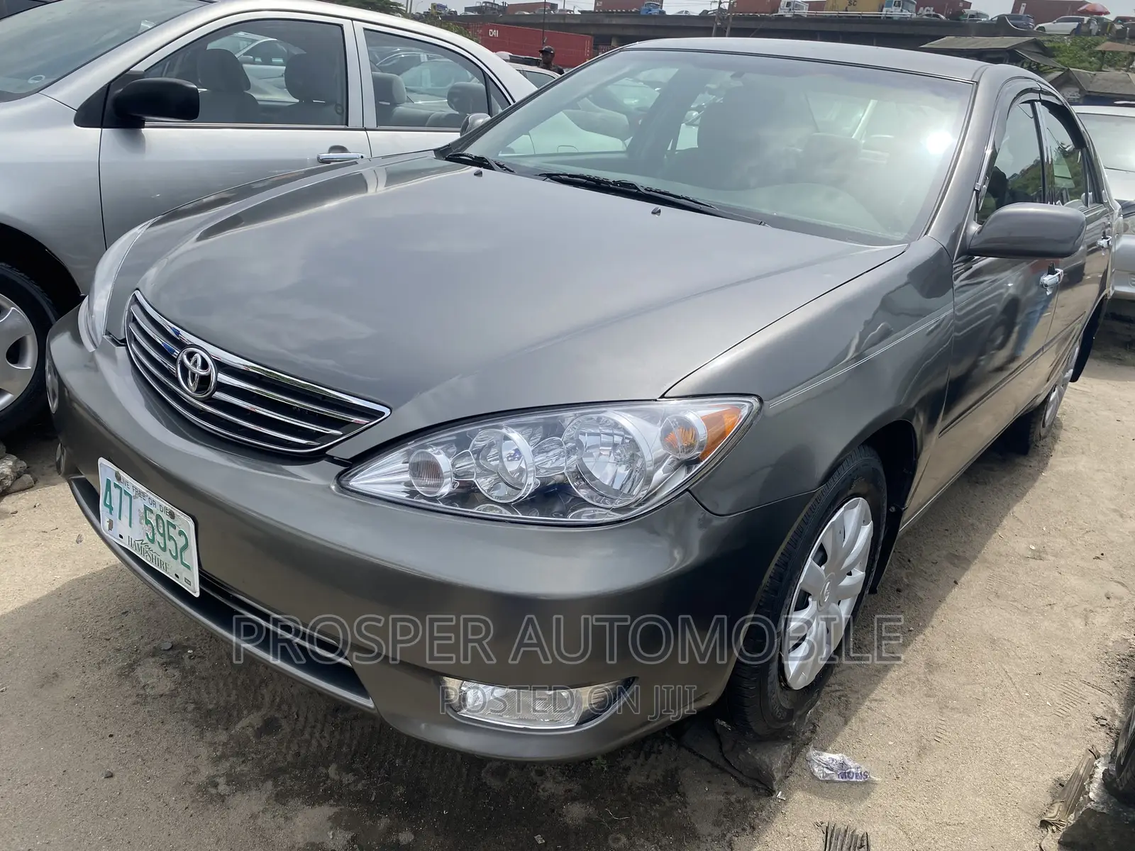 Toyota Camry 2006 Gray