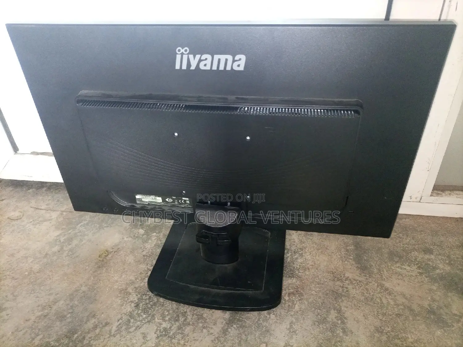 24 Inches Iiyama Monitor