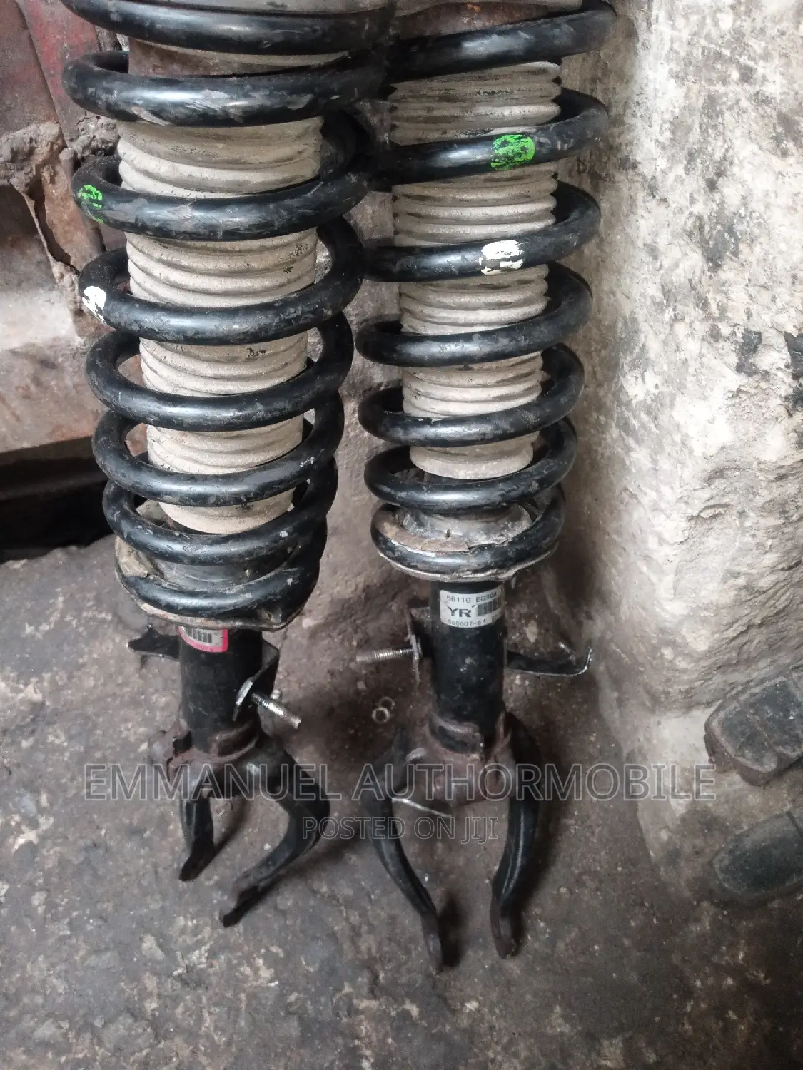 Front Shock Absorber Infinity G35