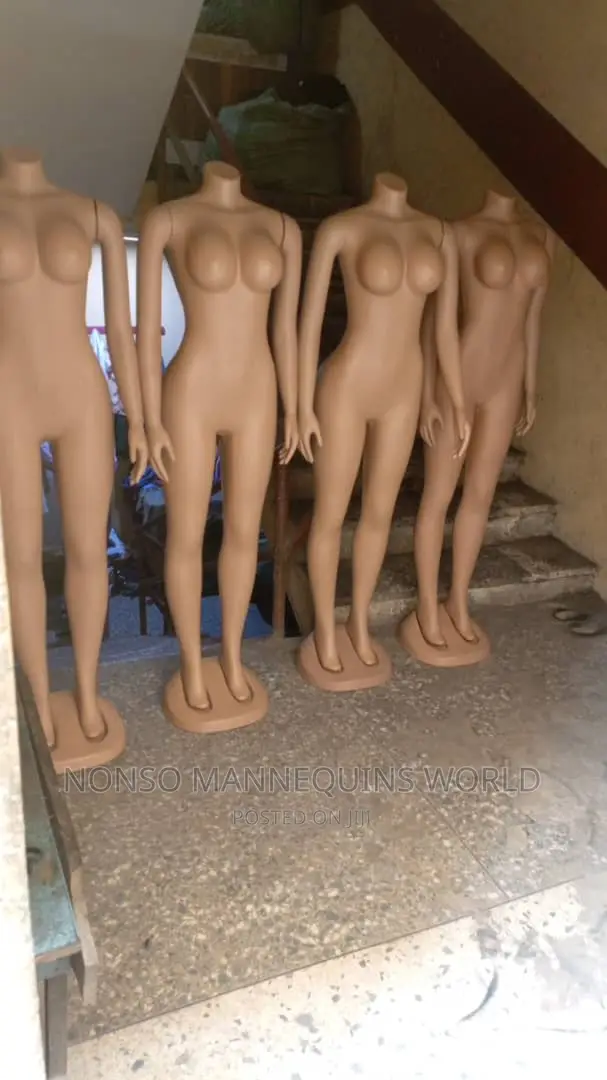 Female Plastic Head Less Detachable Hands Mannequin