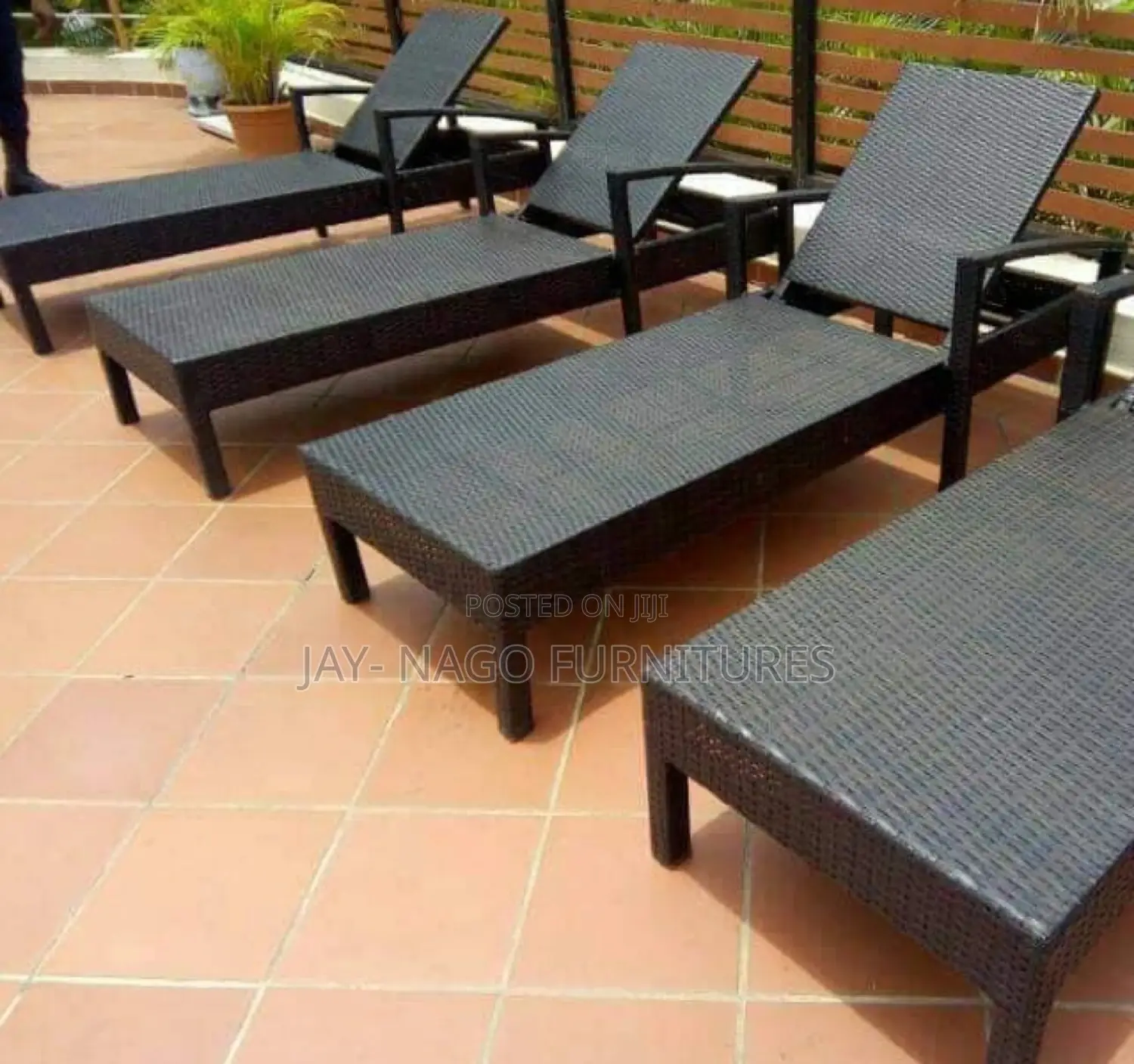 Executive Quality Standard Beach Relaxing Plastic Chair