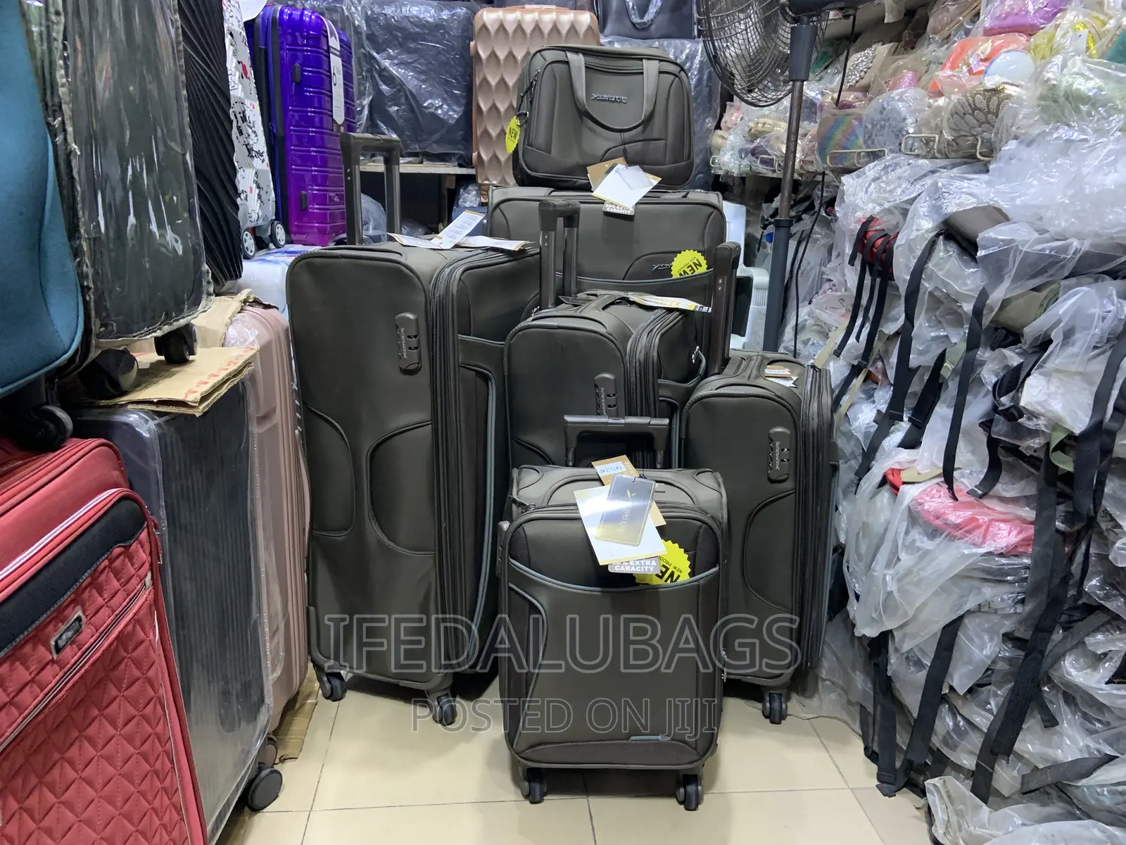 Set of Quality Imported Leaves King Travel Luggage