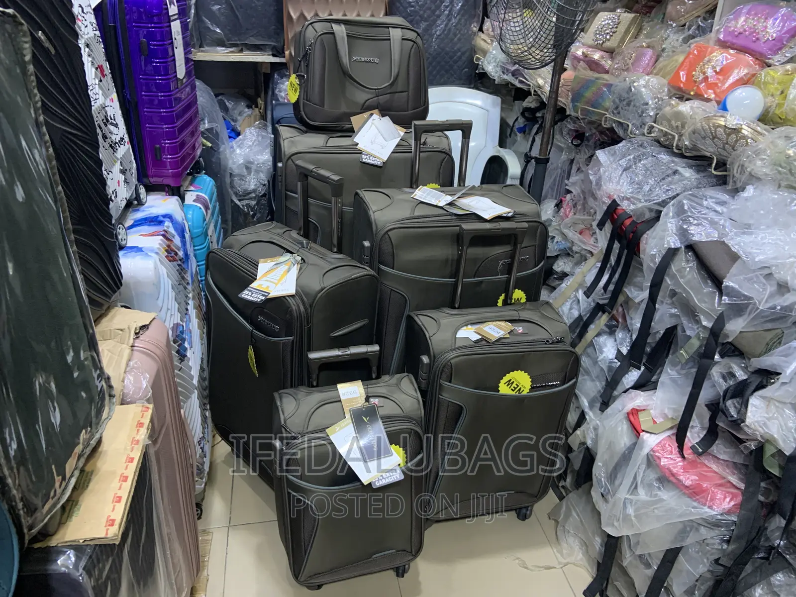 Set of Quality Imported Leaves King Travel Luggage