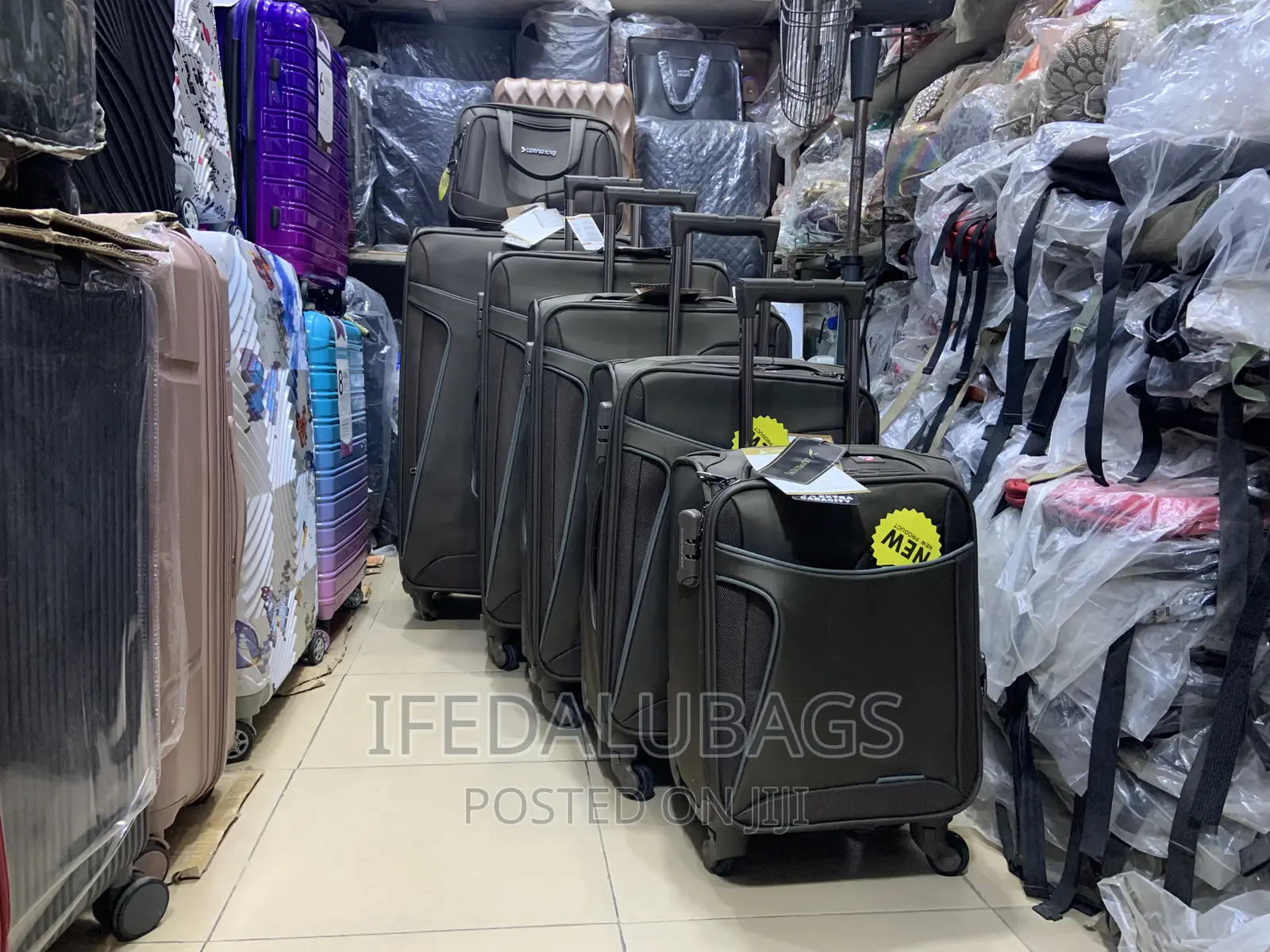 Set of Quality Imported Leaves King Travel Luggage