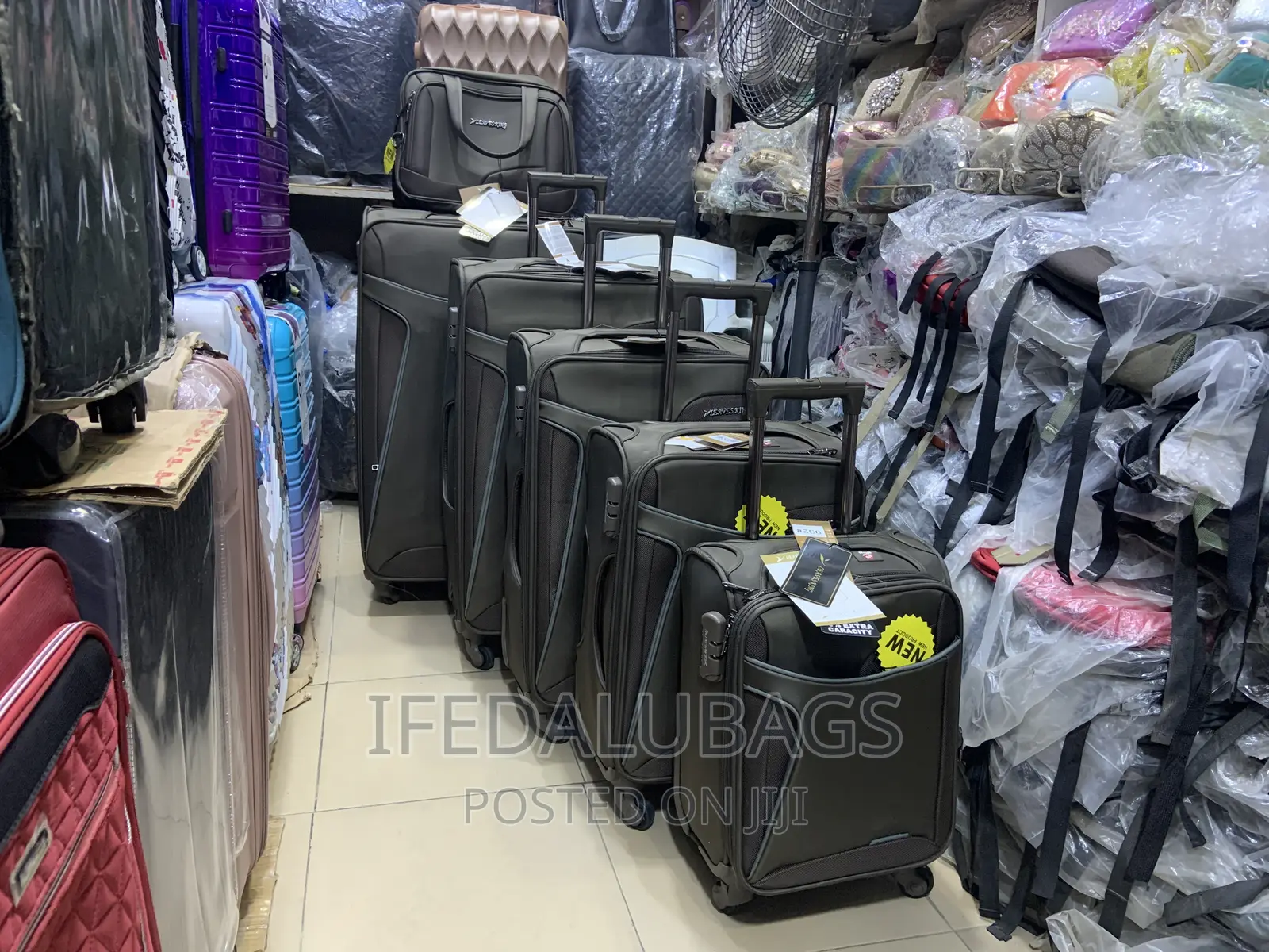 Set of Quality Imported Leaves King Travel Luggage