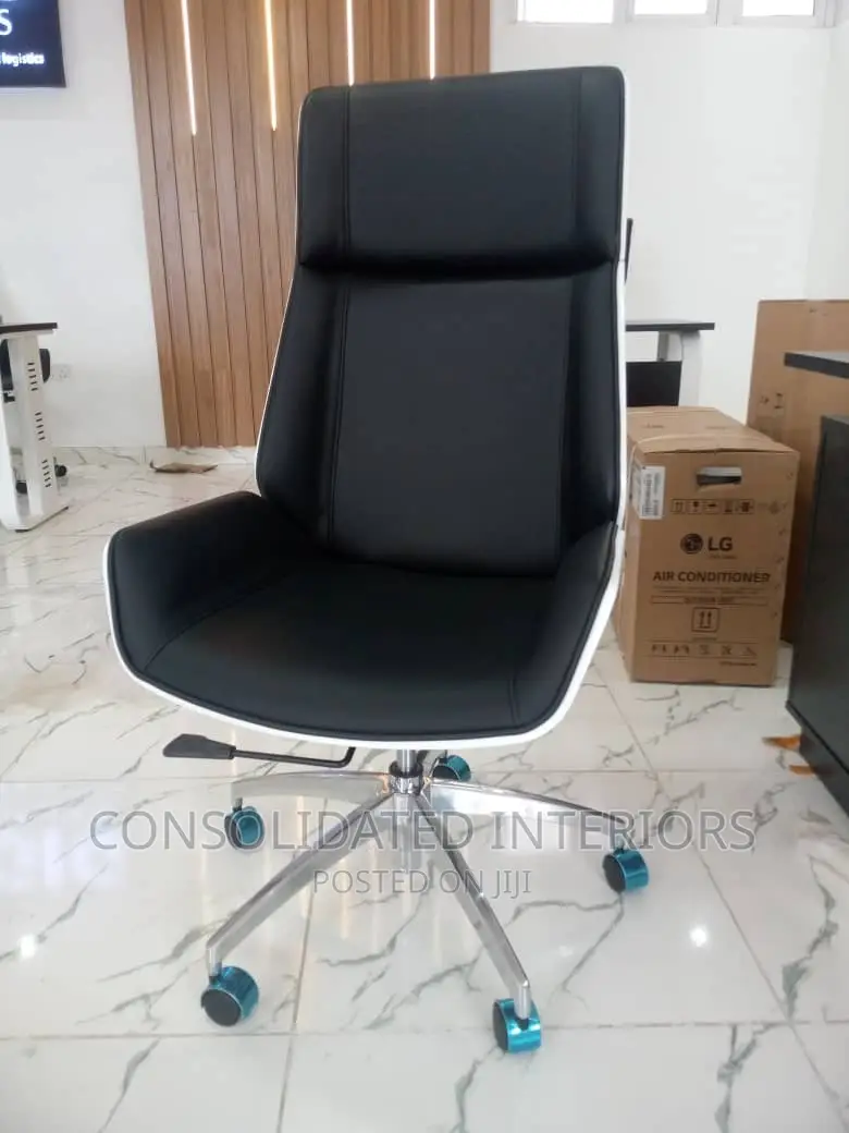 Modern Executive /Conference Chair