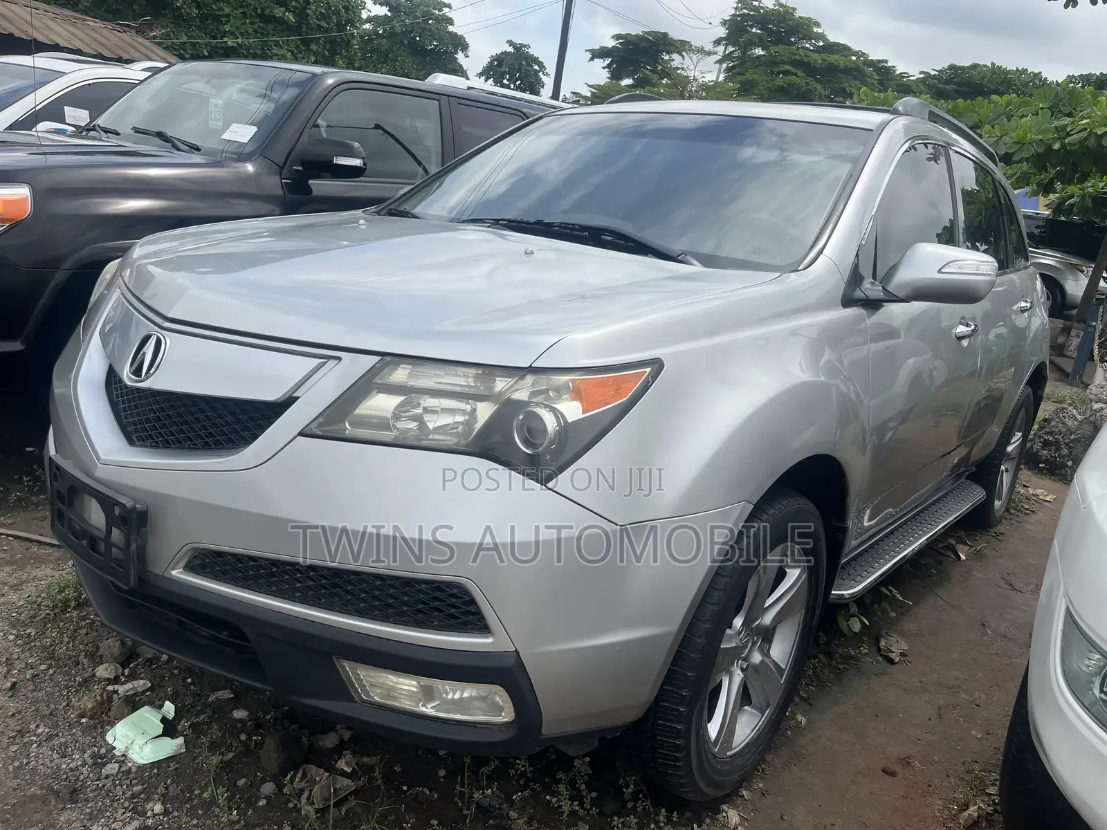 Acura MDX SUV 4dr AWD (3.7L 6cyl 6A) 2010 Silver