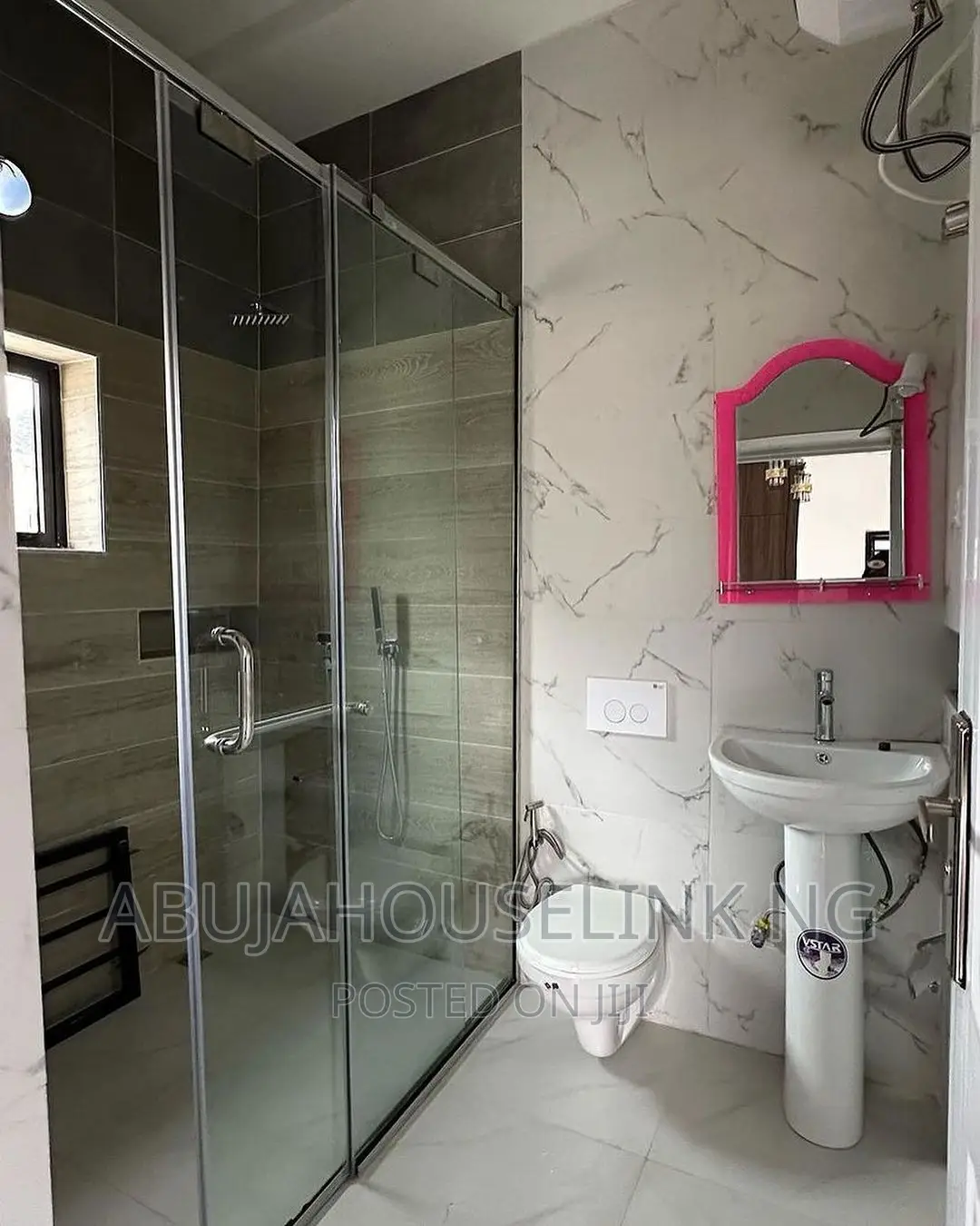 3bdrm Bungalow in Efab Queens Estate, Gwarinpa for sale