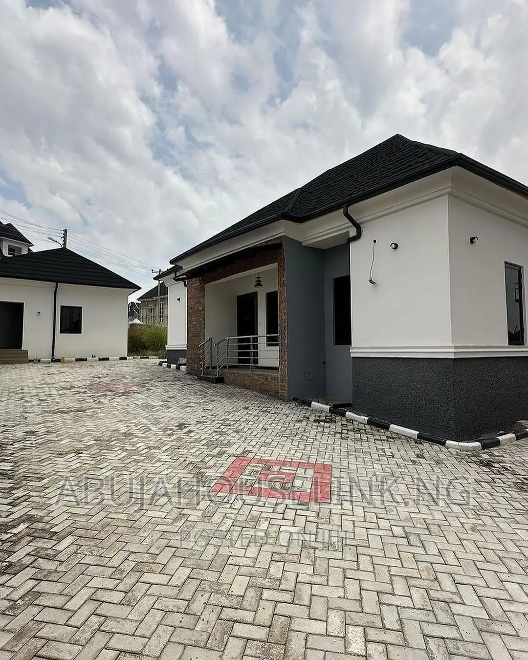 3bdrm Bungalow in Efab Queens Estate, Gwarinpa for sale