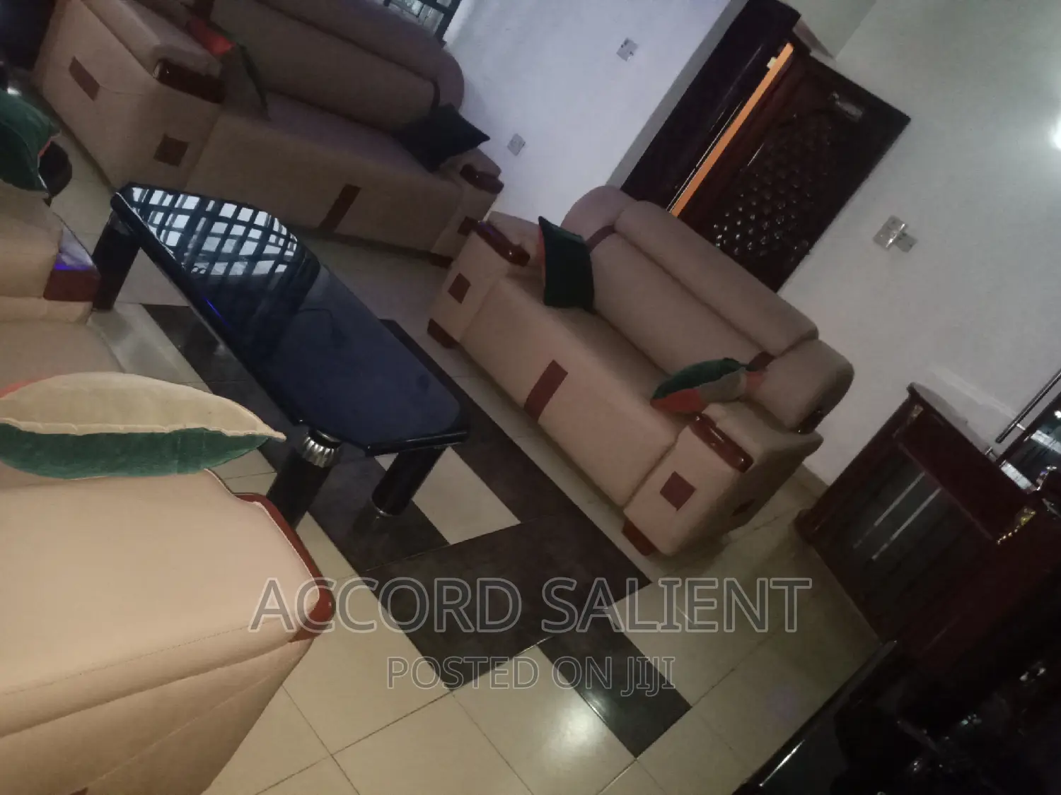 Quality 7 Seater Leather Sofa