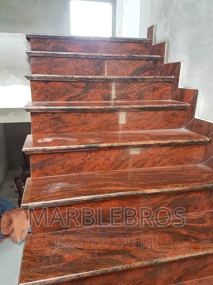 MB11,. Red Multi Coloured Granite Stone 20mm
