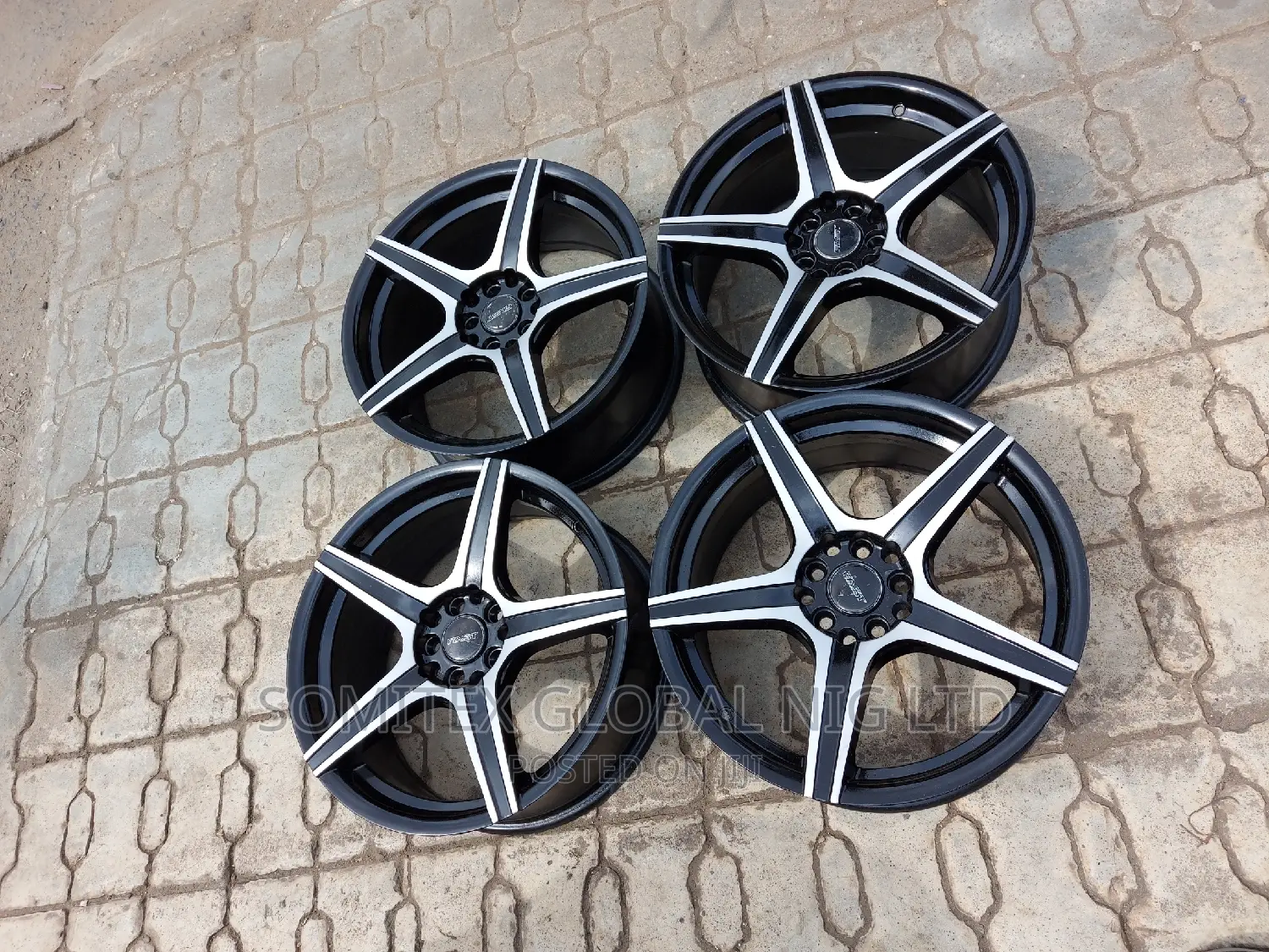 Toyota Corolla 17rim