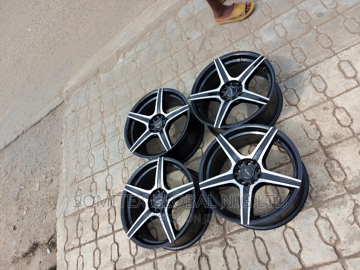 Toyota Corolla 17rim