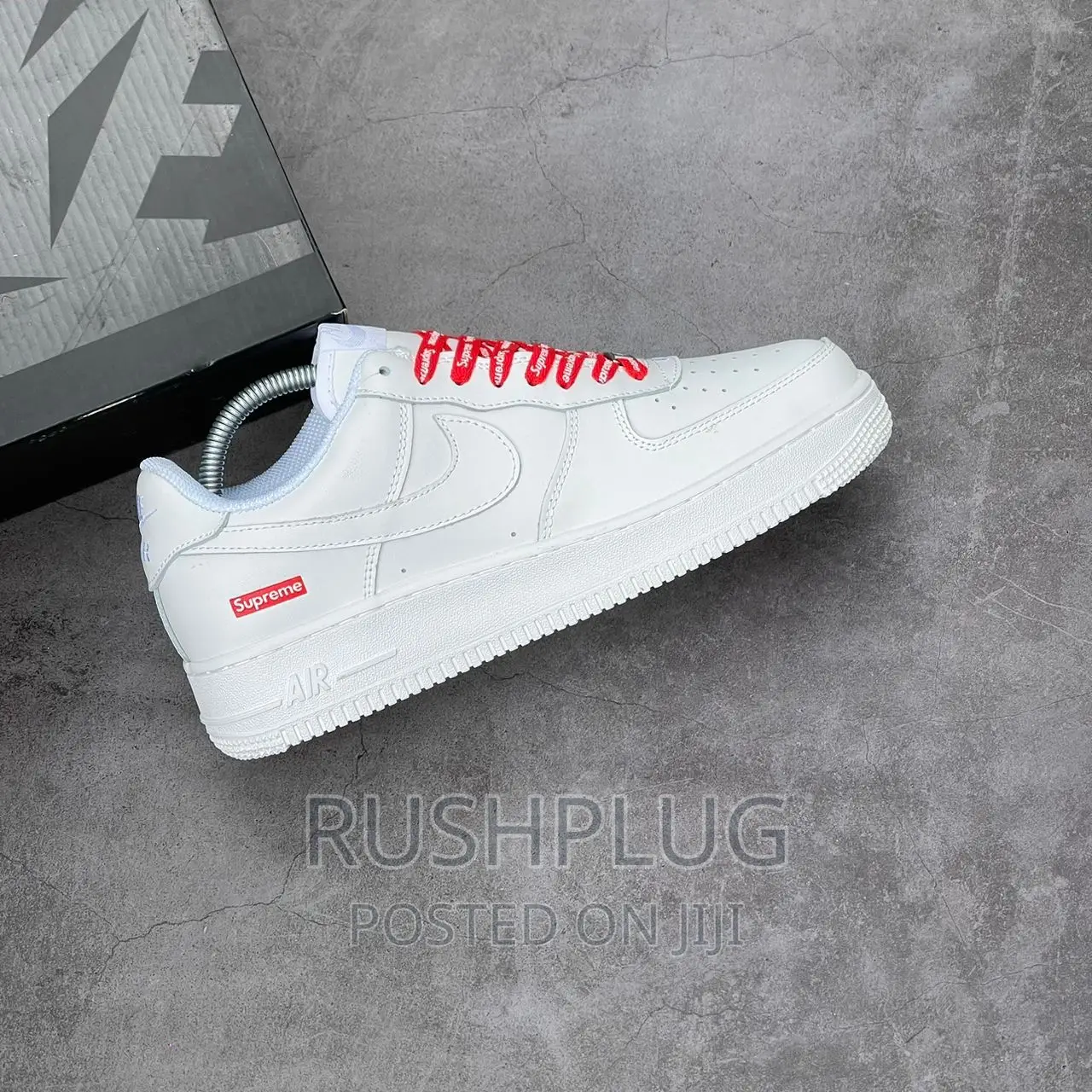 Supreme X Nike Air Force 1 Low White Sneakers