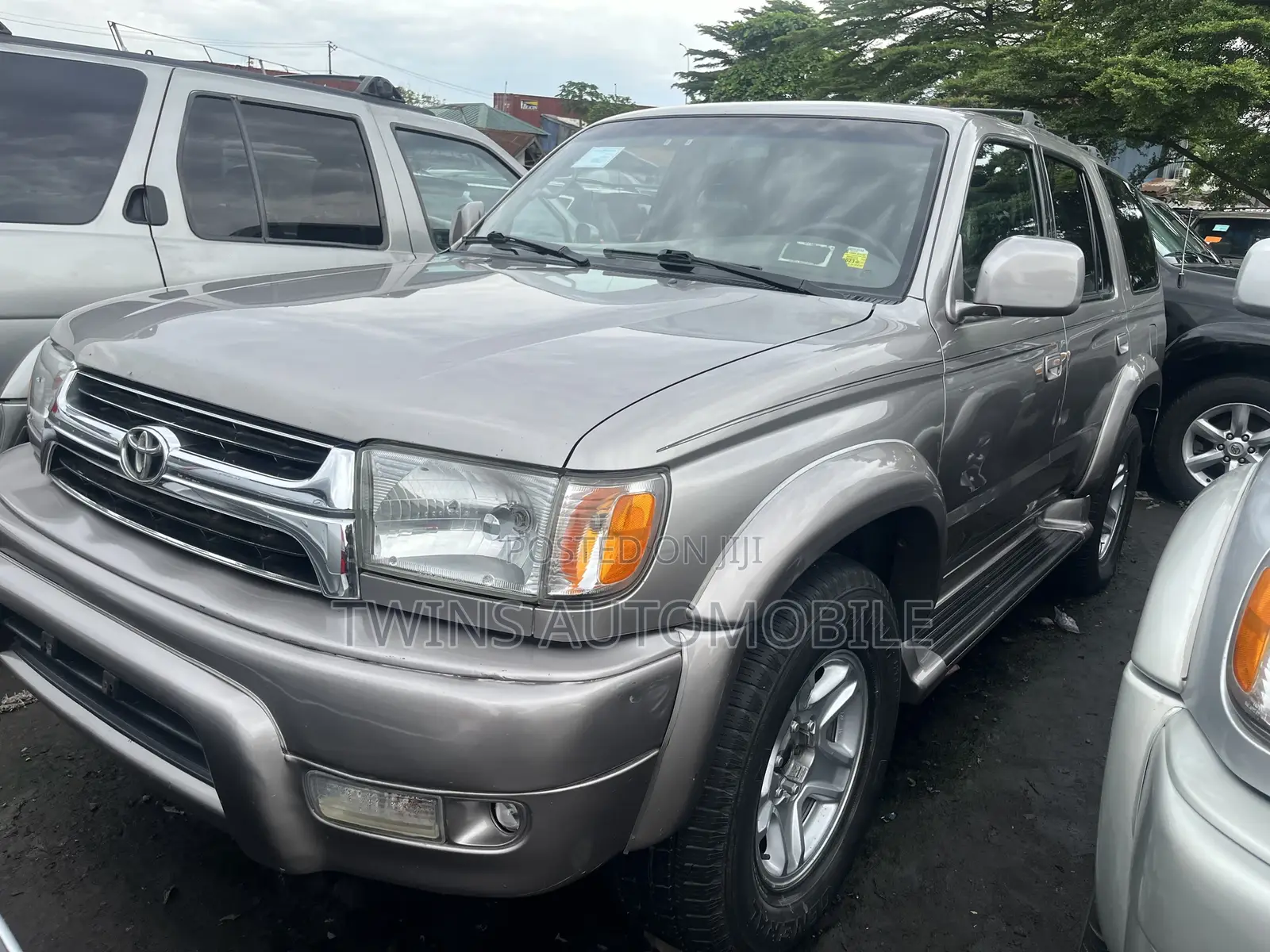 Toyota 4-Runner 2002 Gray