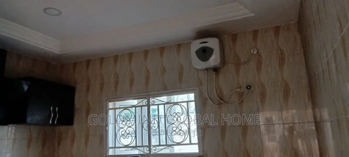 3bdrm Bungalow in Apo Abuja, Zone B for sale
