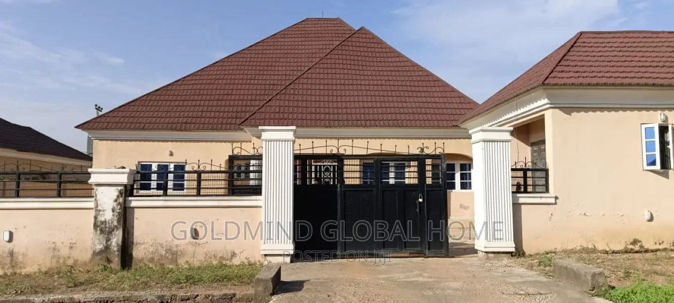 3bdrm Bungalow in Apo Abuja, Zone B for sale