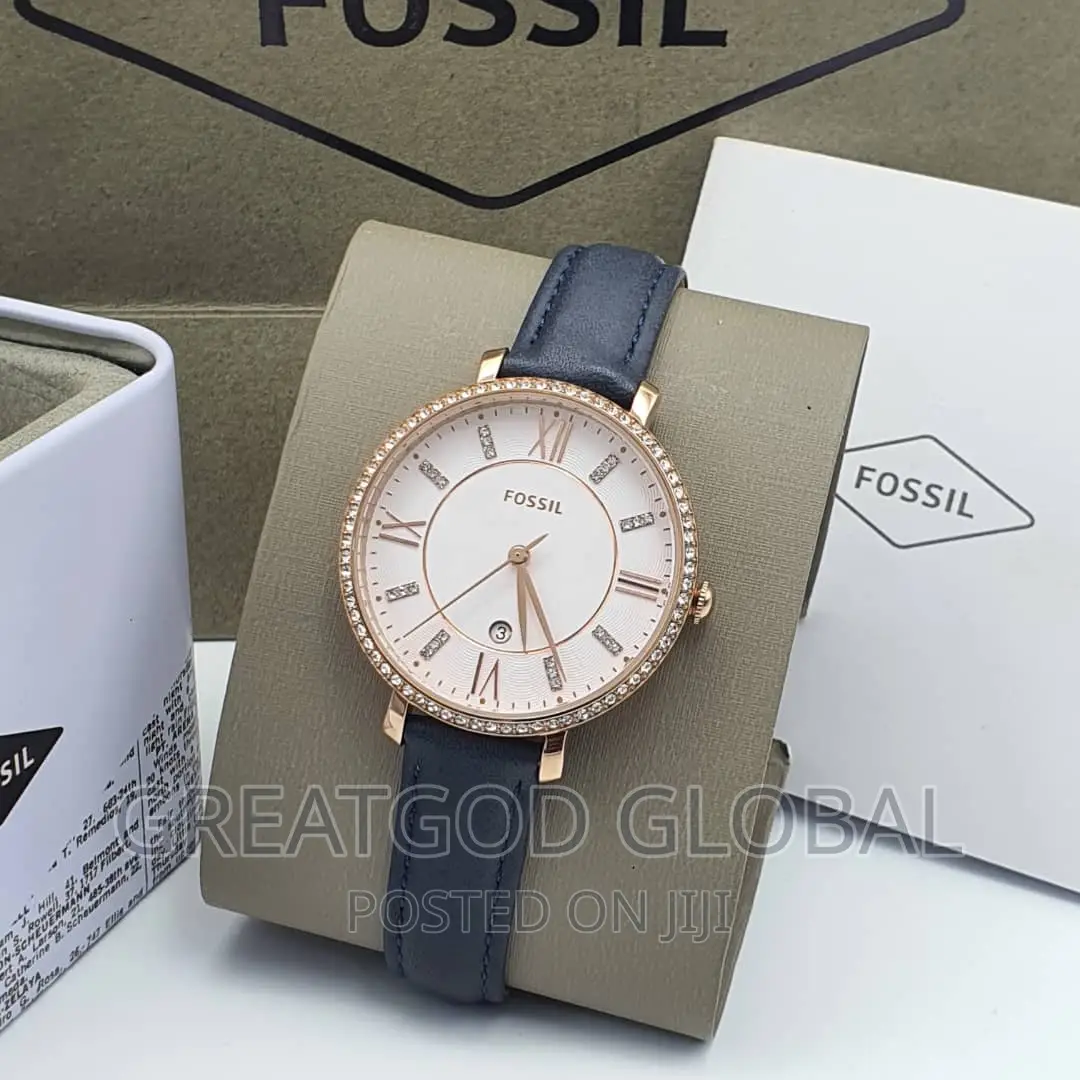 Quality Fossil Ladies Wristwatch