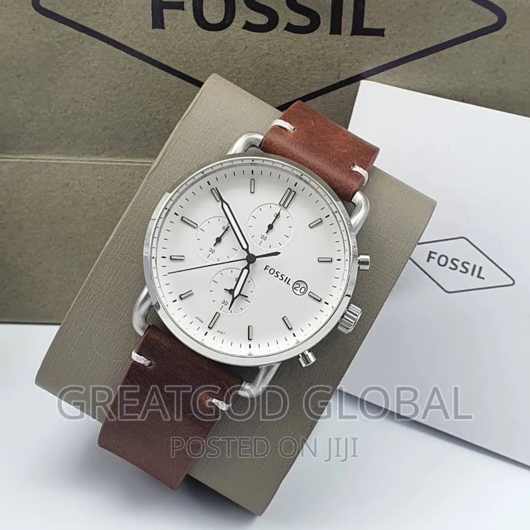 Quality Fossil Ladies Wristwatch Big Face