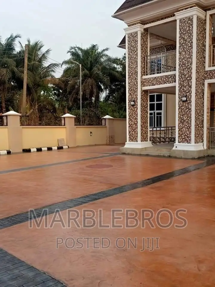 Compound Stamped Incret Floor Finishing