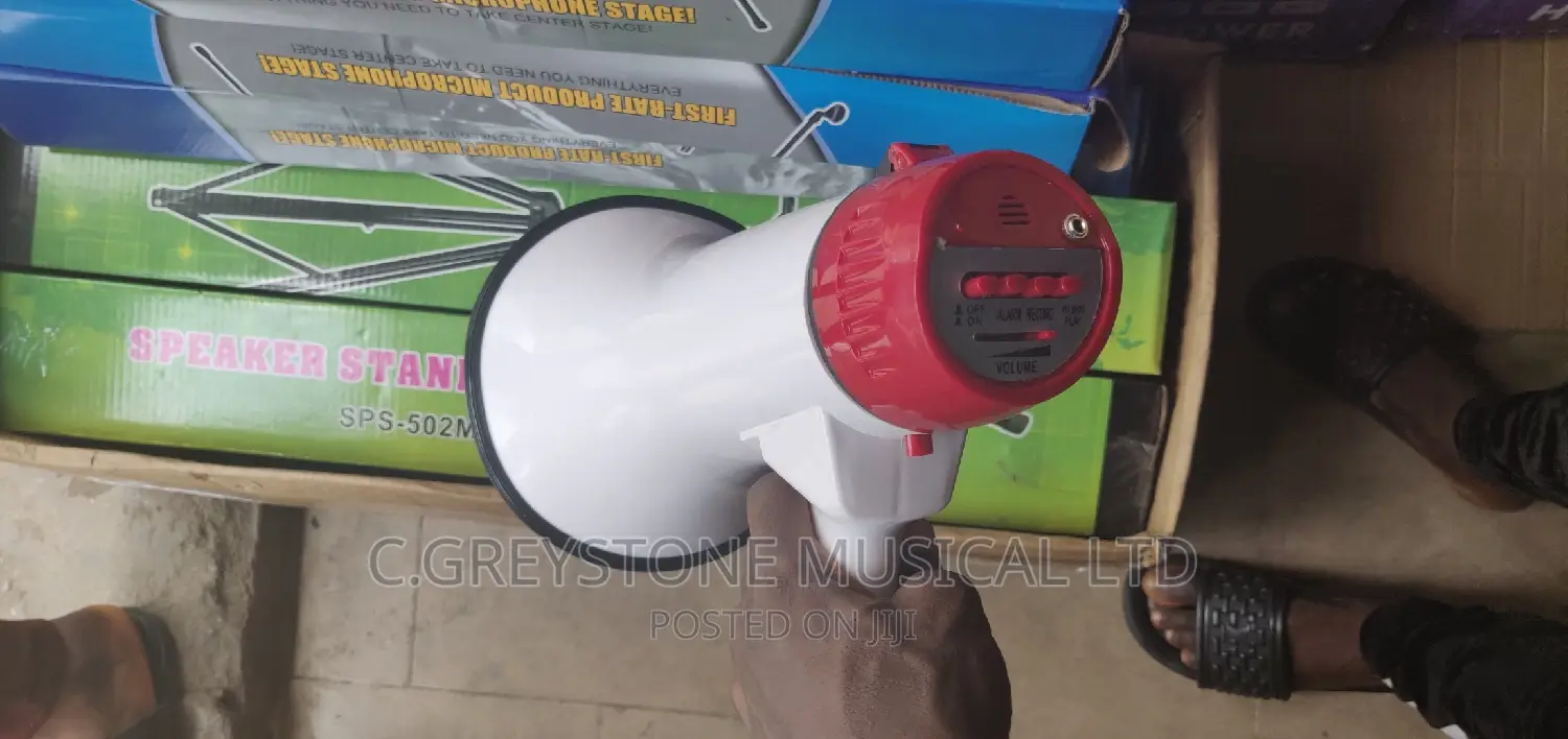 Megaphone TM_15