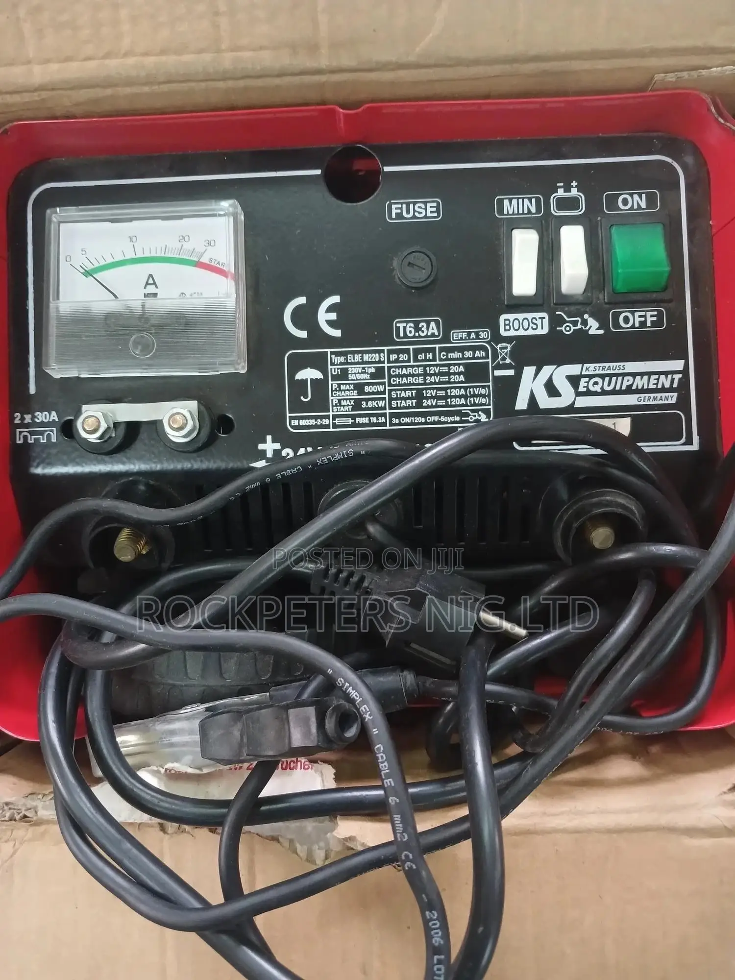 Elbe M220S 30A 12/24v Battery Charger With Starter