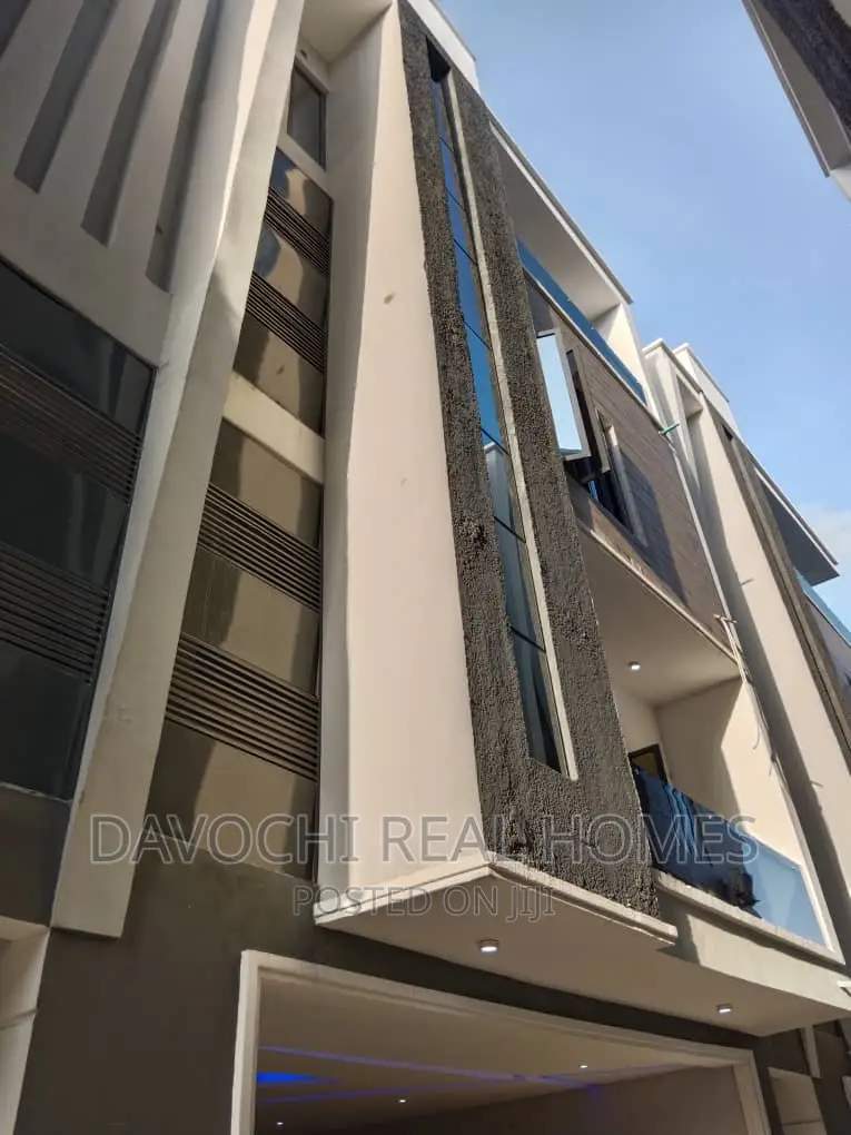 4bdrm Duplex in Chevron Drive, Lekki for rent