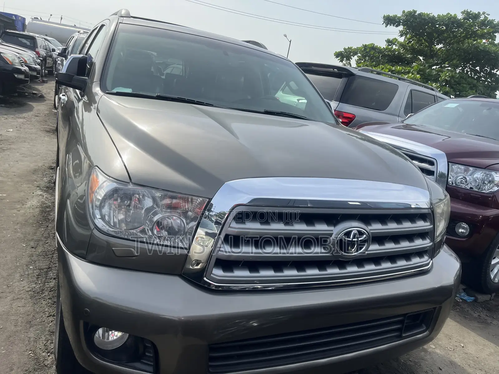 Toyota Sequoia 2010 Gray