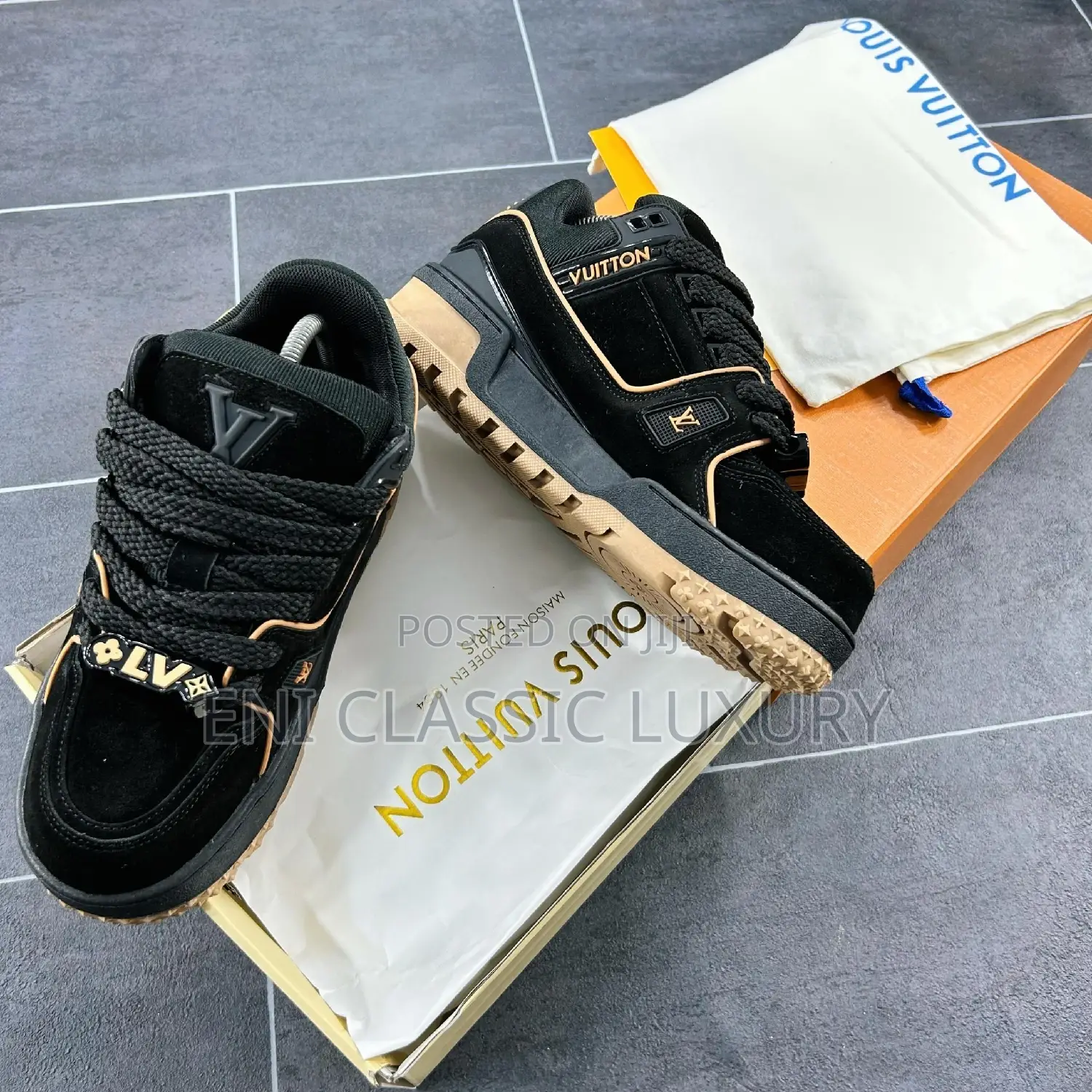 High Quality Designer Luxury Outfit Louis Vuitton Available